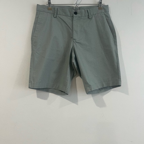 MICHAEL KORS SHORTS FOR MEN SIZE 30. COLOR MIX GREEN WITH GRAY - Picture 10 of 10